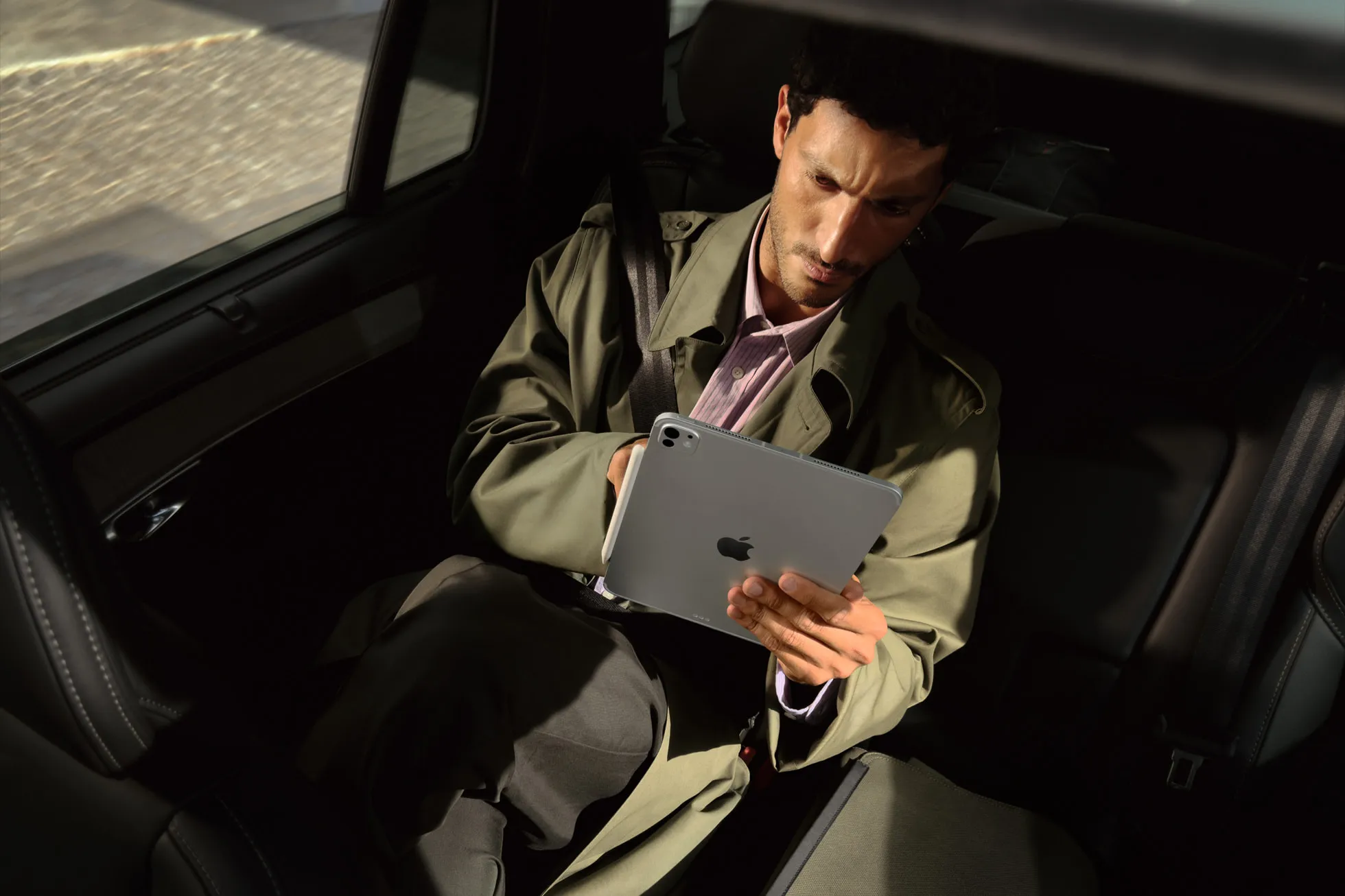 iPad Pro M5 đặt cọc 